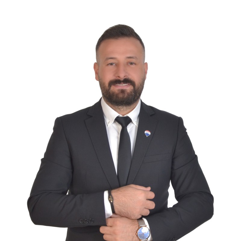 Halil Koç