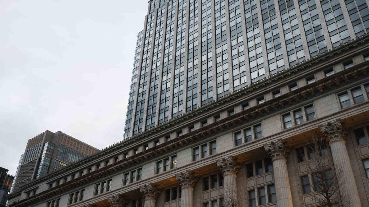 Conversión masiva de edificios bancarios obsoletos en viviendas asequibles